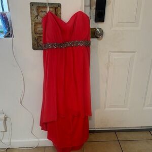 Fiesta Strapless Dress in Vibrant Red